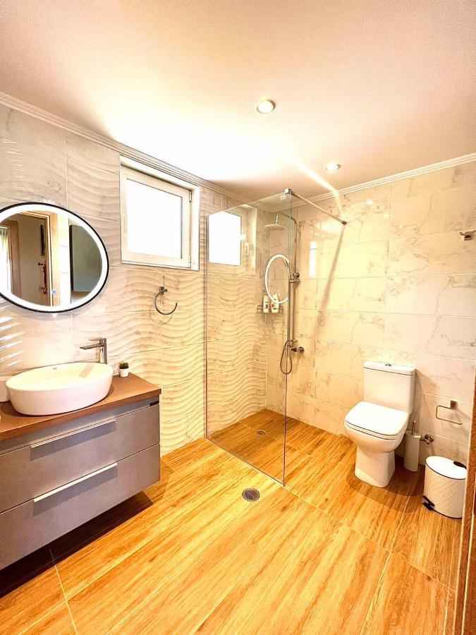 Cosy Apartment With Great Views Longa Luaran gambar
