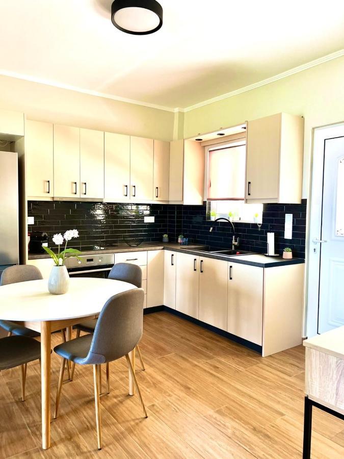 Cosy Apartment With Great Views Longa Luaran gambar