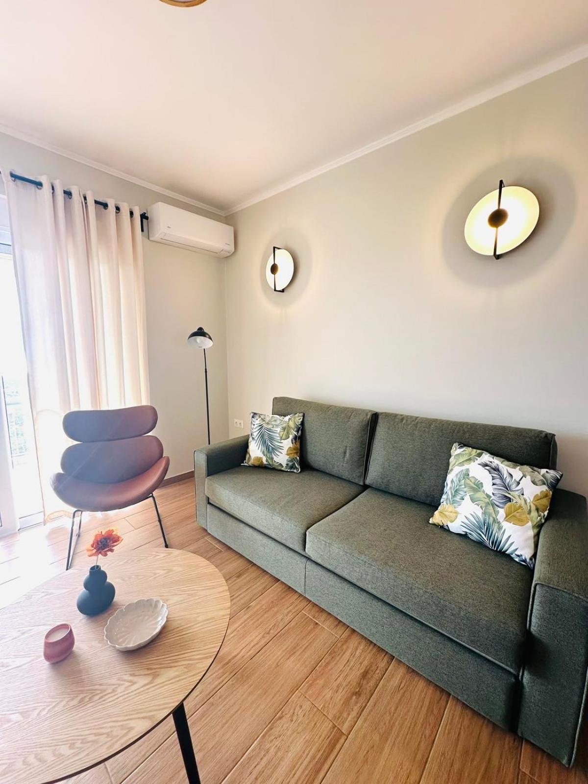 Cosy Apartment With Great Views Longa Luaran gambar